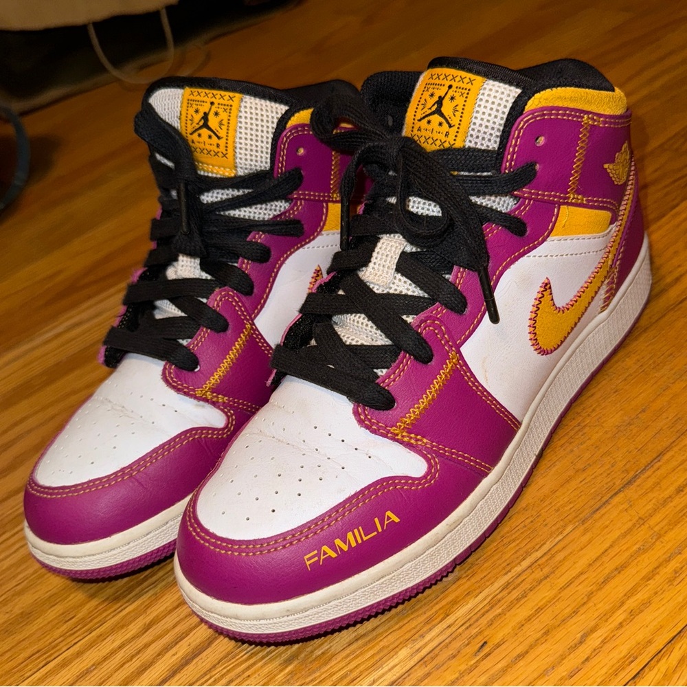 Jordan 1 Mid ‘Día De Los Muertos’